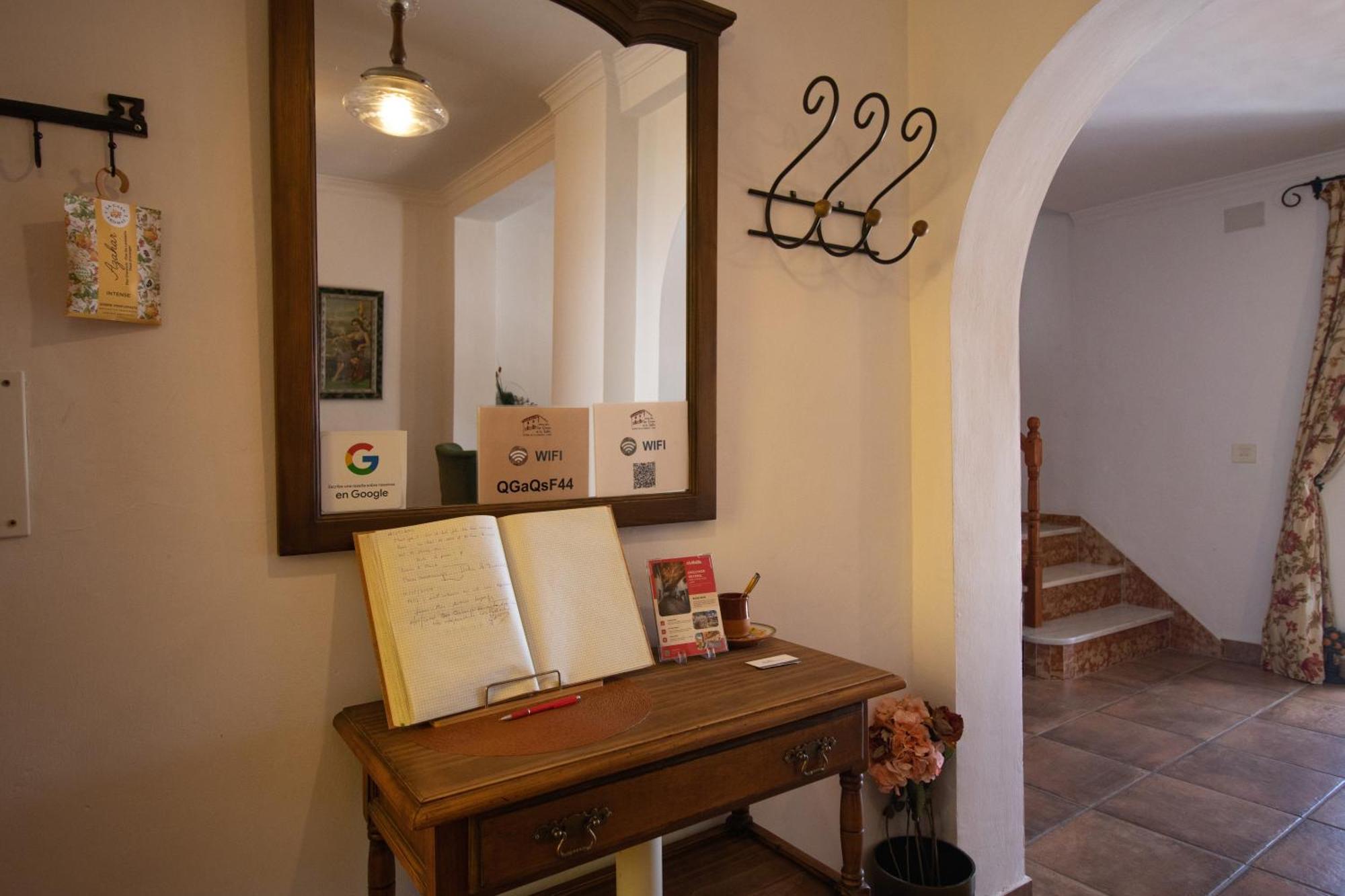 Setenil De Las Bodegas La Casa De La Lela 빌라 객실 사진